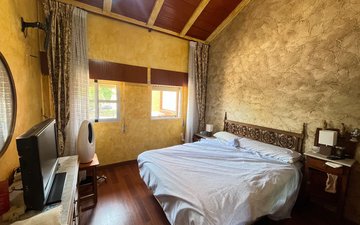 Property slide 15