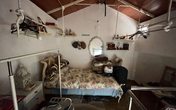 Property slide 25