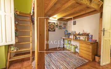 Property slide 25