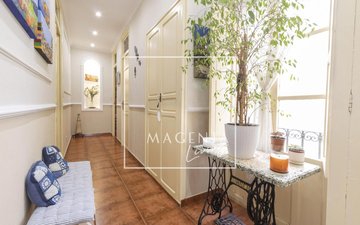 Property slide 27