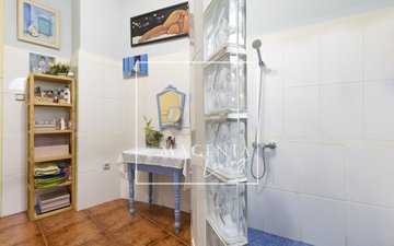 Property slide 43