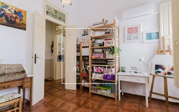 Property slide 18