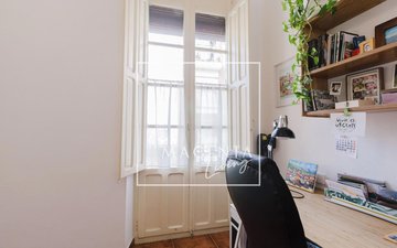 Property slide 22