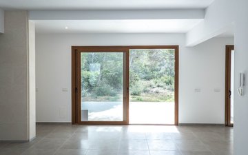 Property slide 6
