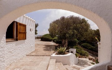 Property slide 28