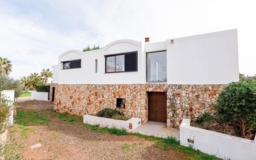 Property slide 16