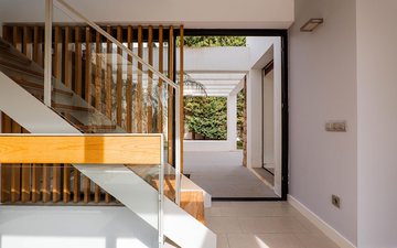 Property slide 10