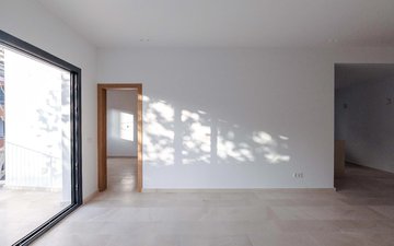 Property slide 4
