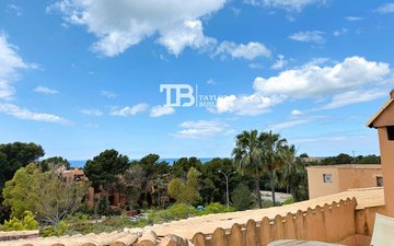 Property slide 22