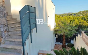 Property slide 29