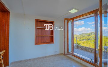 Property slide 15