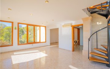 Property slide 32