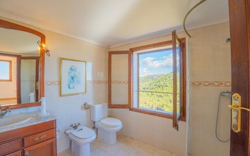 Property slide 20