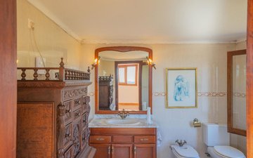 Property slide 36