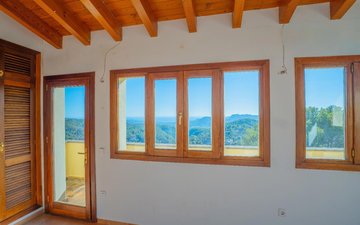 Property slide 19