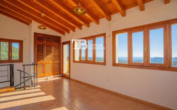 Property slide 18