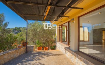 Property slide 17