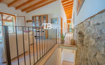 Property slide 18