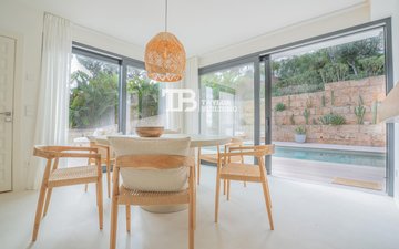 Property slide 12