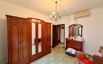 Property slide 15