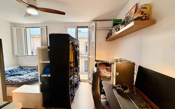 Property slide 25