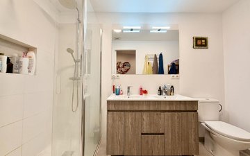 Property slide 19