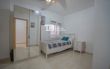 Property slide 17
