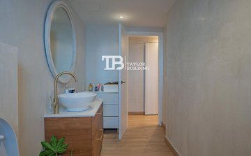Property slide 18