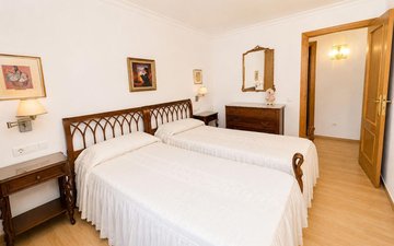 Property slide 15