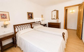 Property slide 15