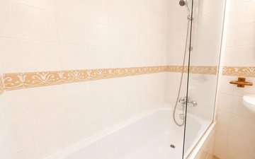 Property slide 20