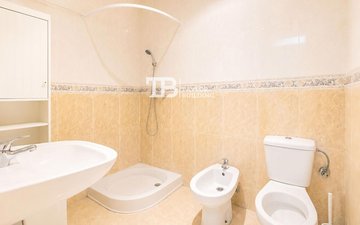 Property slide 16