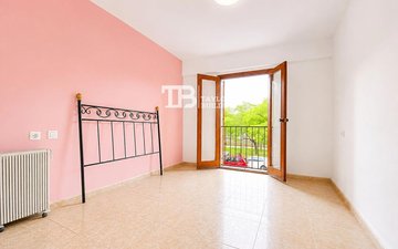 Property slide 4