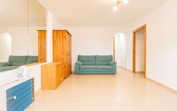 Property slide 22