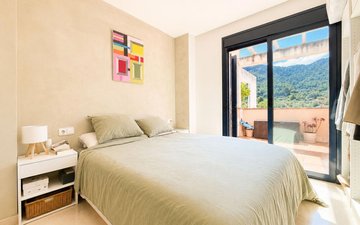 Property slide 20