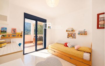 Property slide 29