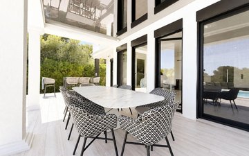 Property slide 22