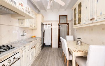 Property slide 18