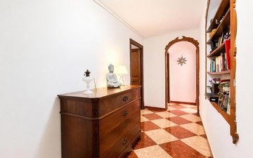 Property slide 22