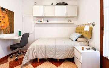 Property slide 25