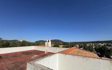 Property slide 19