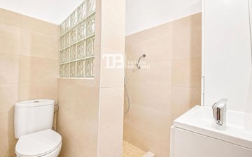 Property slide 21