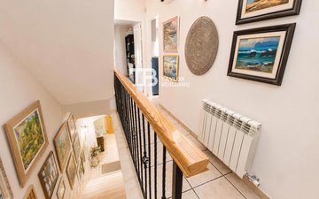 Property slide 35