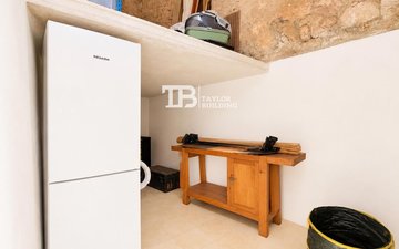 Property slide 25