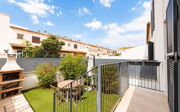 Property slide 14