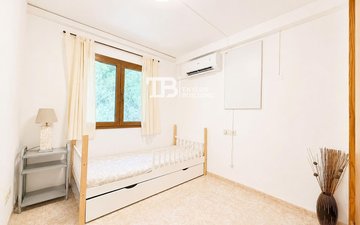 Property slide 22