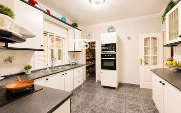 Property slide 7