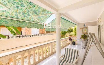 Property slide 21