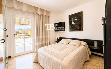 Property slide 17