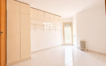 Property slide 23